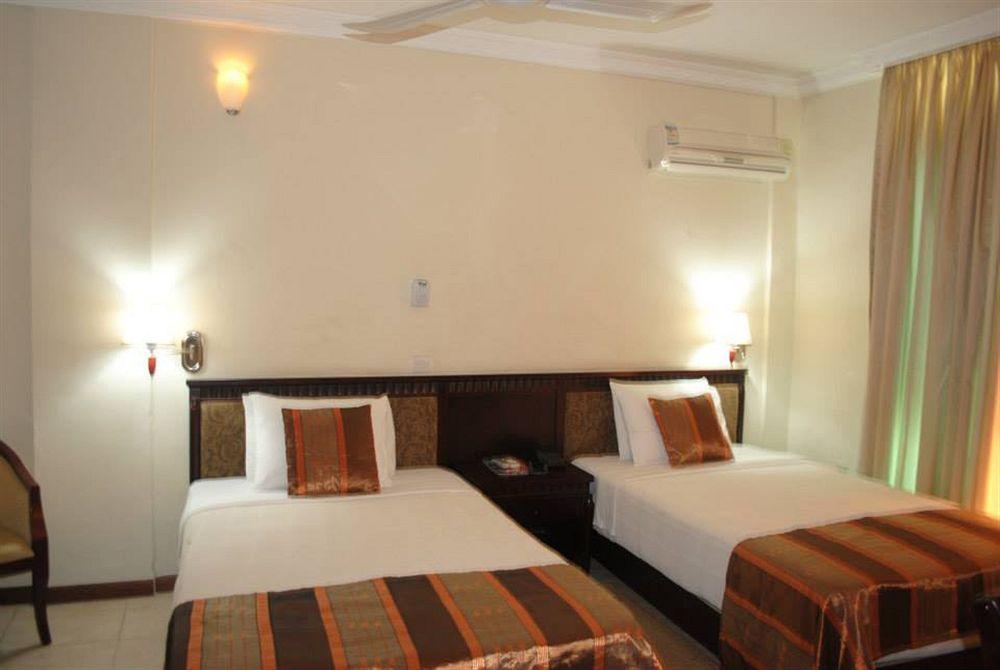 Hotel Georgia Accra Ngoại thất bức ảnh