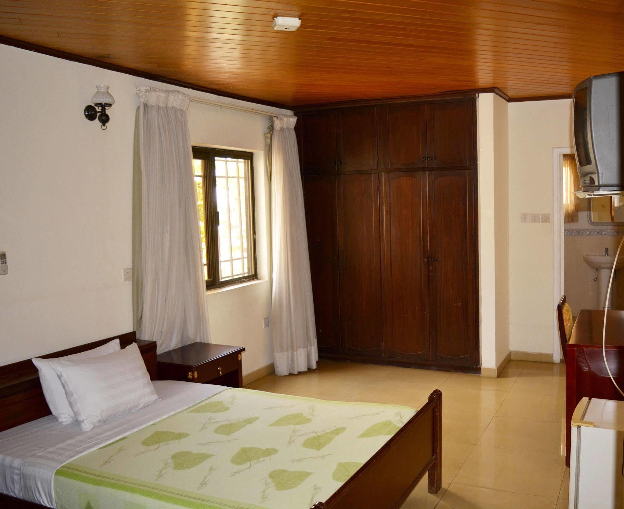 Hotel Georgia Accra Ngoại thất bức ảnh