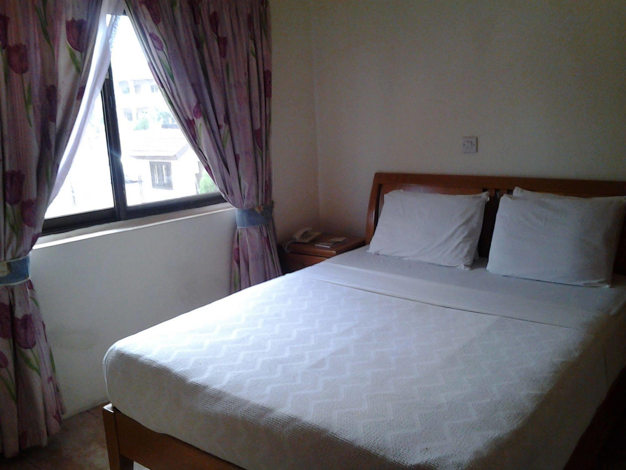 Hotel Georgia Accra Ngoại thất bức ảnh