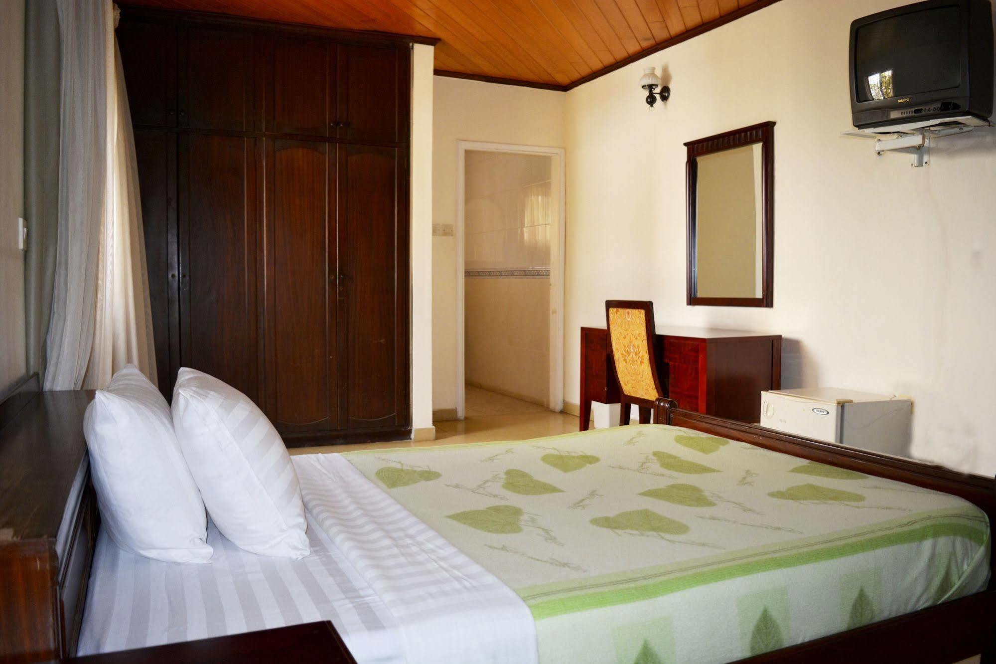 Hotel Georgia Accra Ngoại thất bức ảnh
