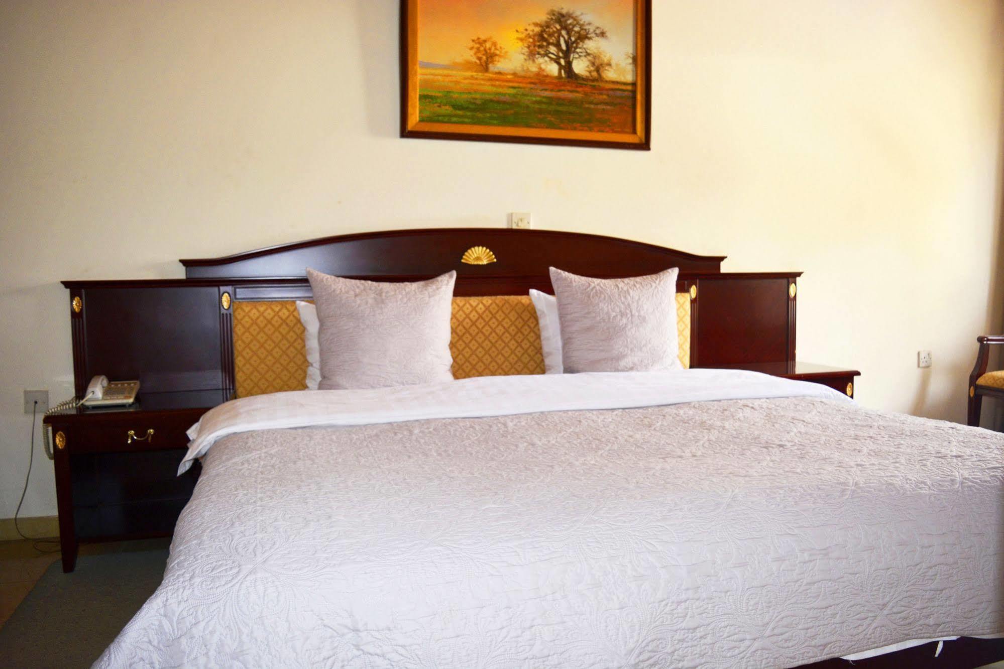 Hotel Georgia Accra Ngoại thất bức ảnh