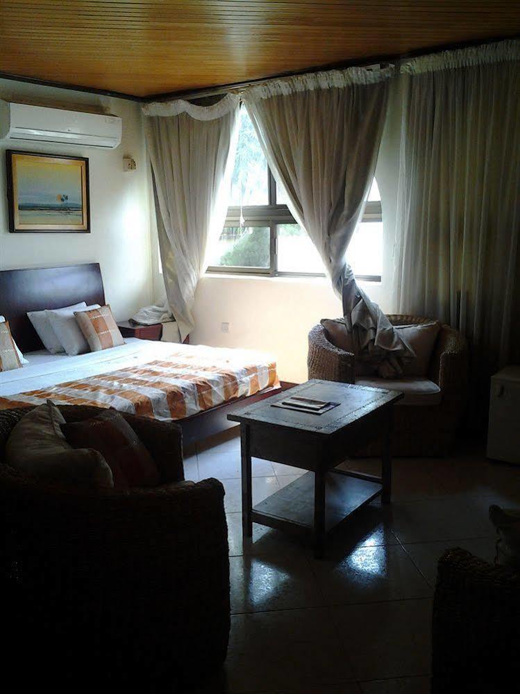 Hotel Georgia Accra Ngoại thất bức ảnh